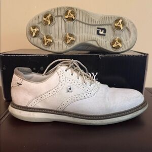 Men’s FootJoy Golf Shoes – Traditions 57903 – Size 8.5